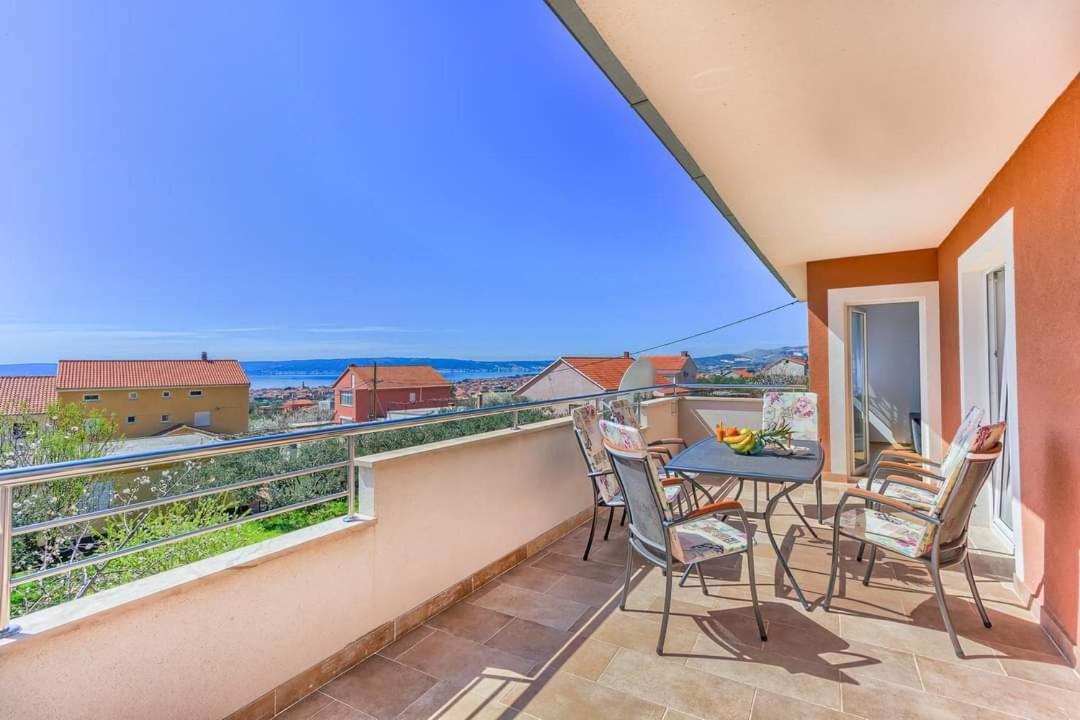 Villa Ivano With Sea&Mountain View Kaštel Stari Extérieur photo