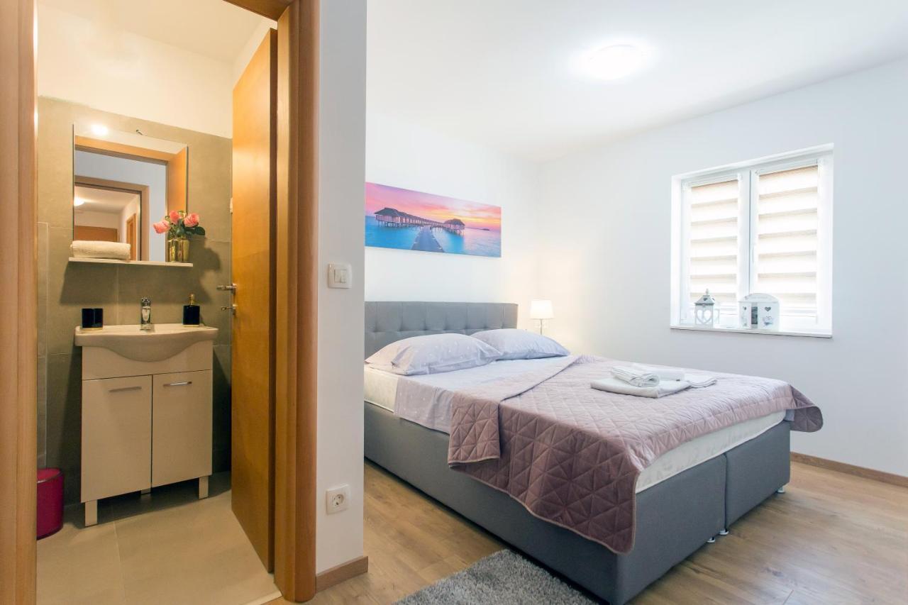 Villa Ivano With Sea&Mountain View Kaštel Stari Extérieur photo